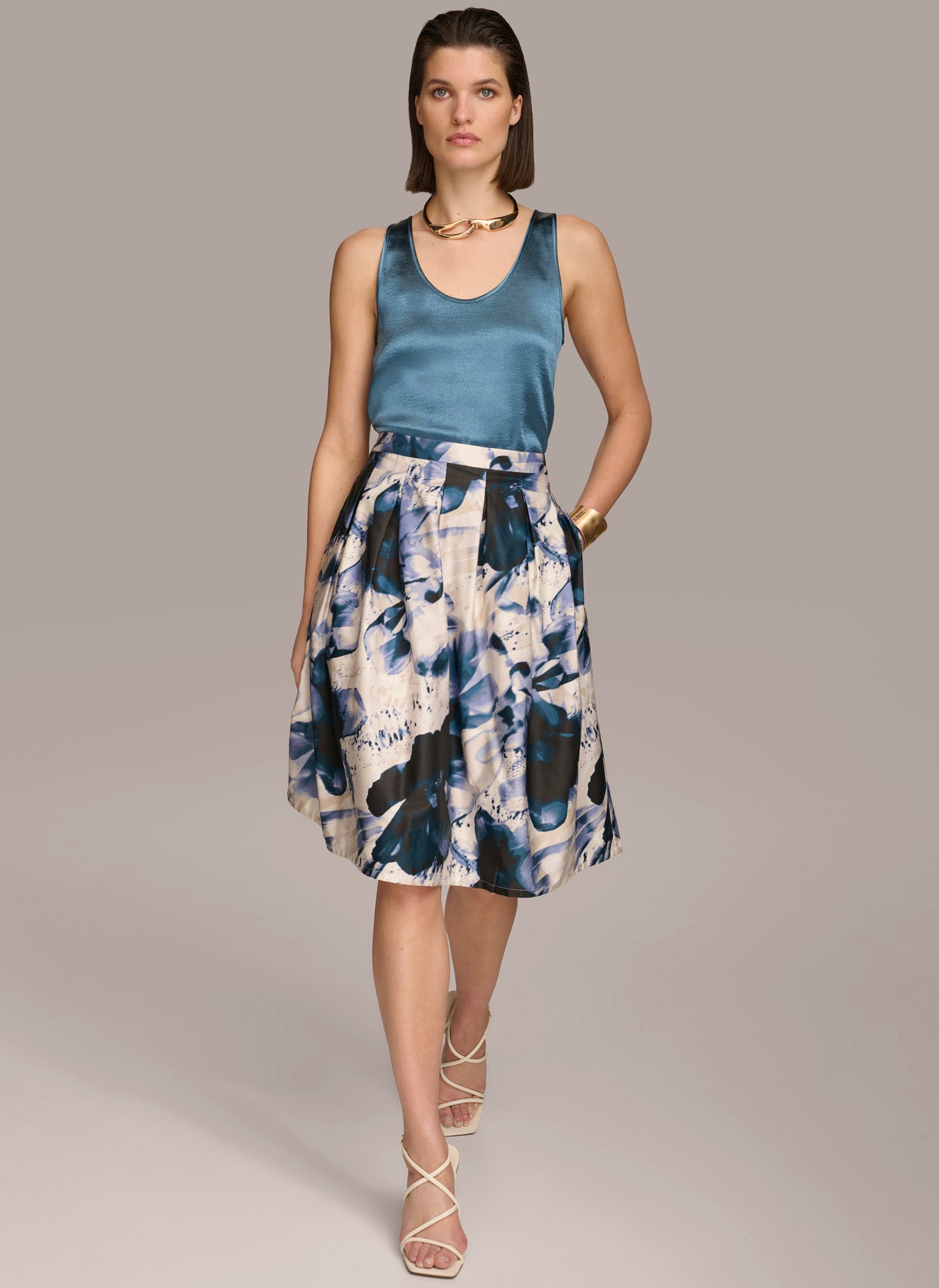 (image for) HUMANIZED PRINTED SKIRT WITH PLEATS